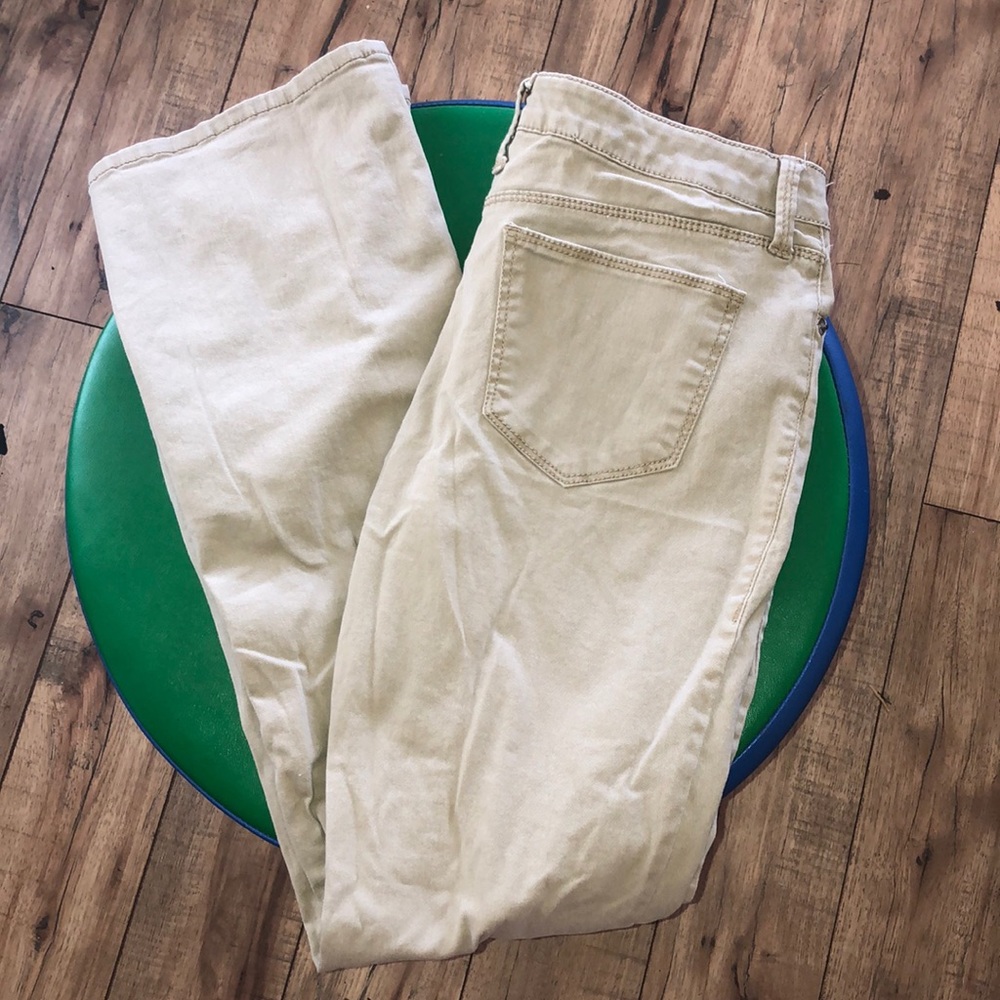 Khaki pants